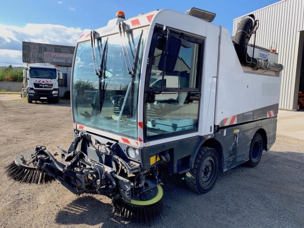 SPAZZATRICE SCHMIDT CLEANGO 400